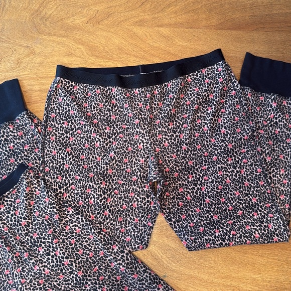 Victoria's Secret Long Thermal Leopard Print with Roses Pj’s - Picture 8 of 10
